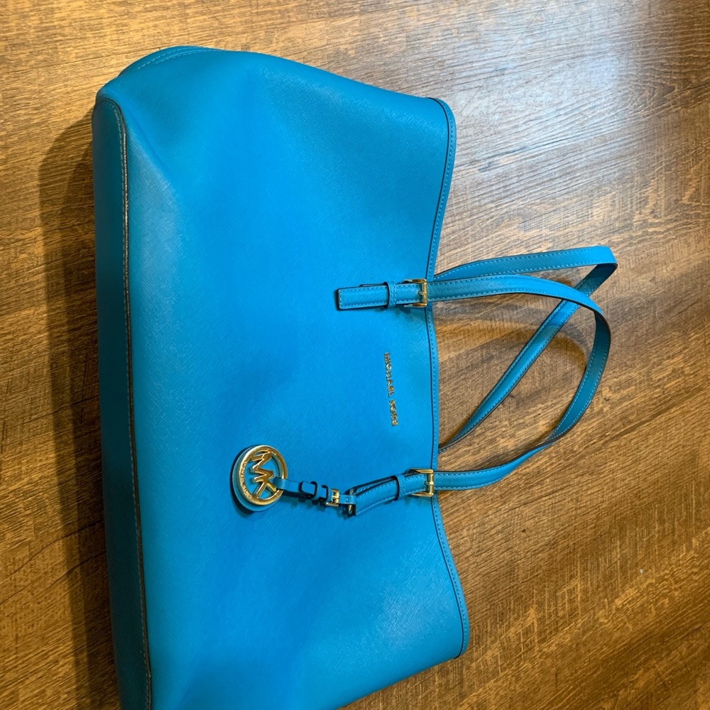 Michael Kors tote